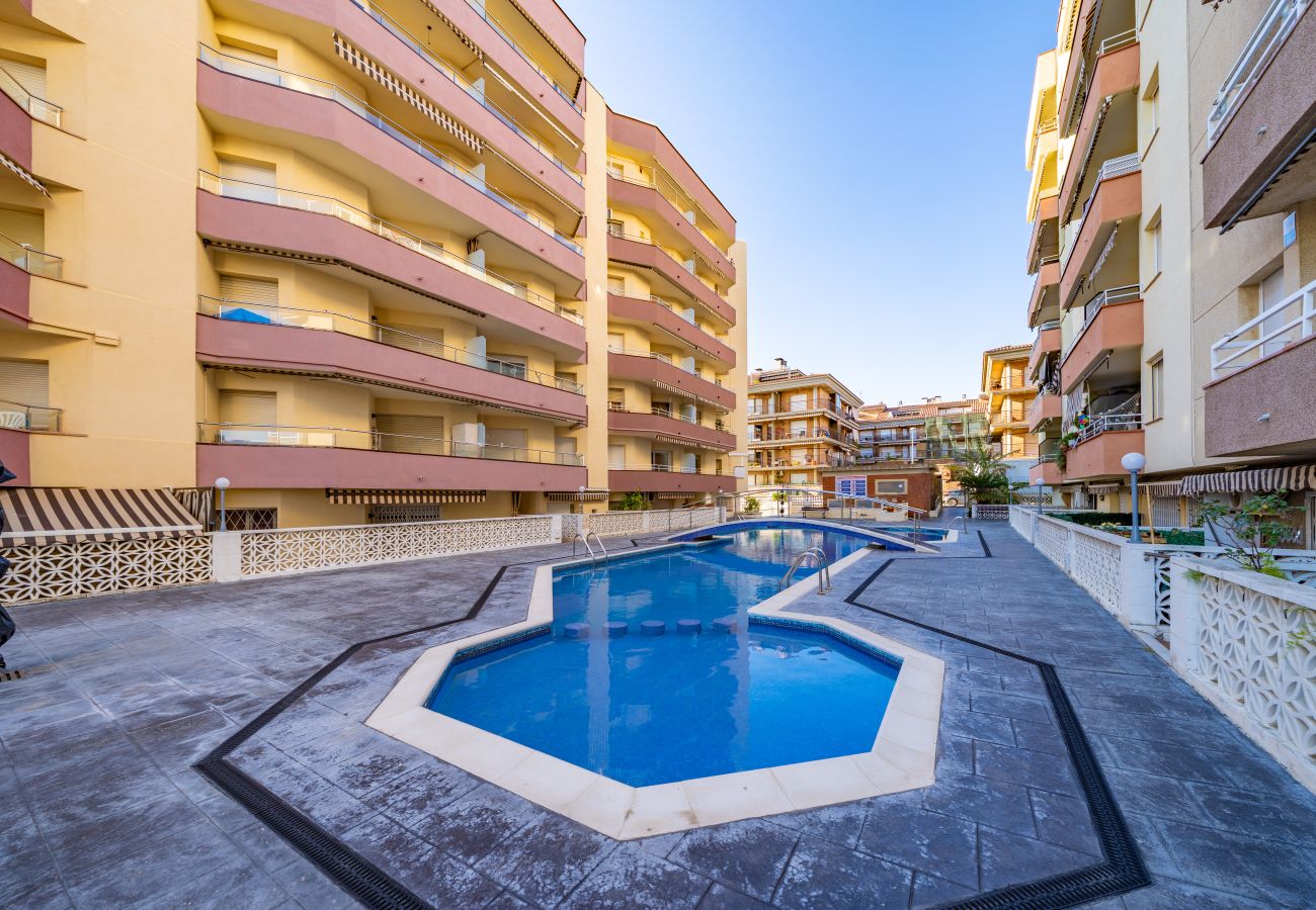 Apartamento en Pineda de Mar - HomeHolidaysRentals Sol - Costa Barcelona