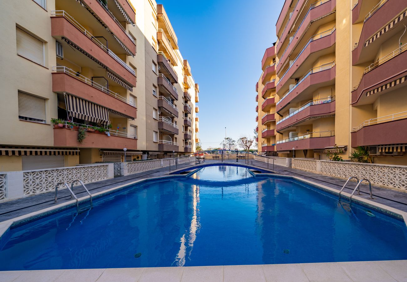 Apartamento en Pineda de Mar - HomeHolidaysRentals Sol - Costa Barcelona