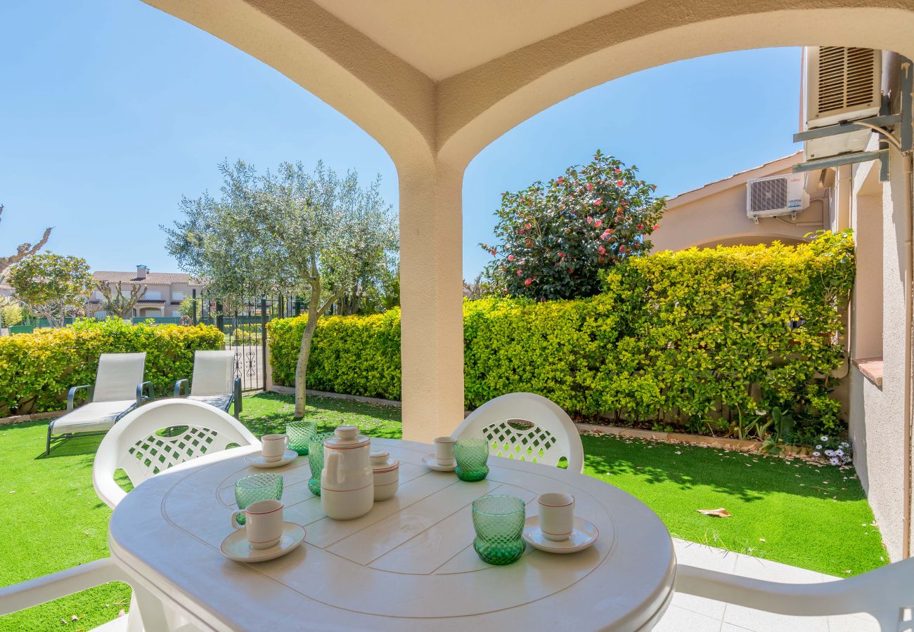 Casa adosada en Santa Susana - HomeHolidaysRentals Moonlight - Costa Barcelona