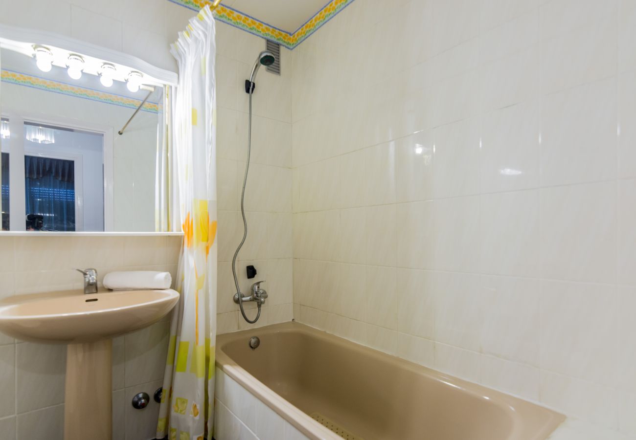 Casa adosada en Santa Susana - HomeHolidaysRentals Moonlight - Costa Barcelona