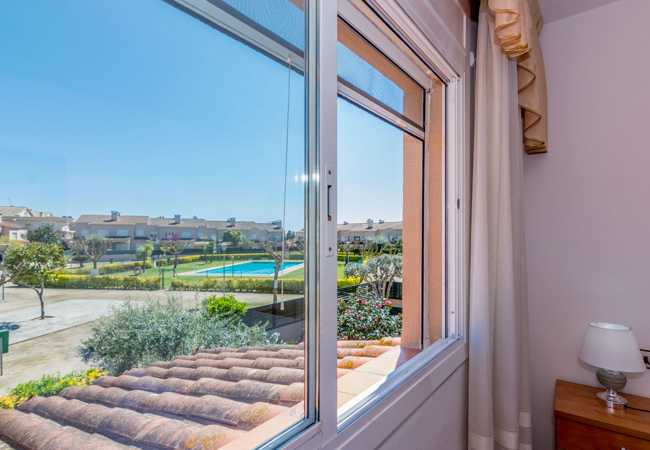 Casa adosada en Santa Susana - HomeHolidaysRentals Moonlight - Costa Barcelona