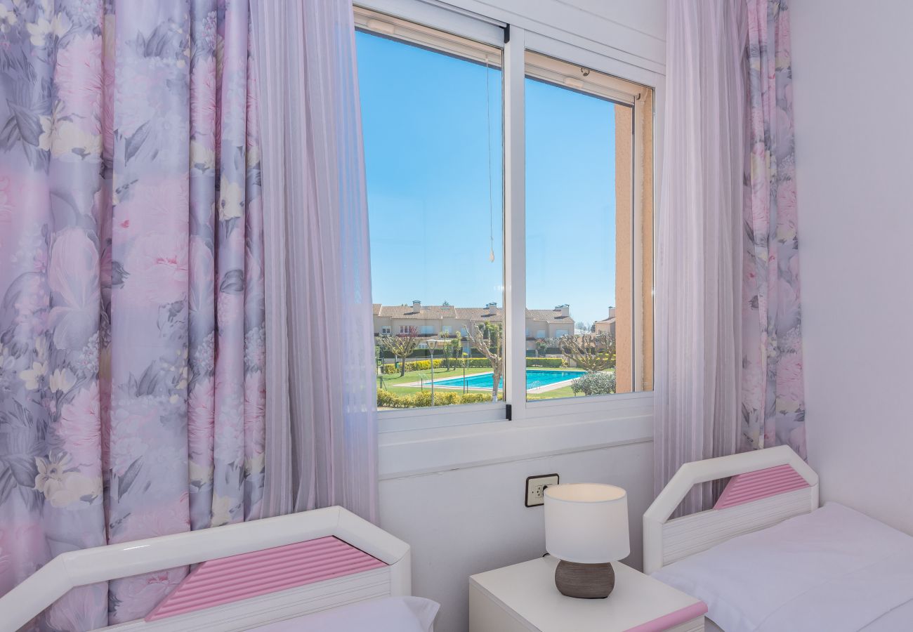 Casa adosada en Santa Susana - HomeHolidaysRentals Moonlight - Costa Barcelona