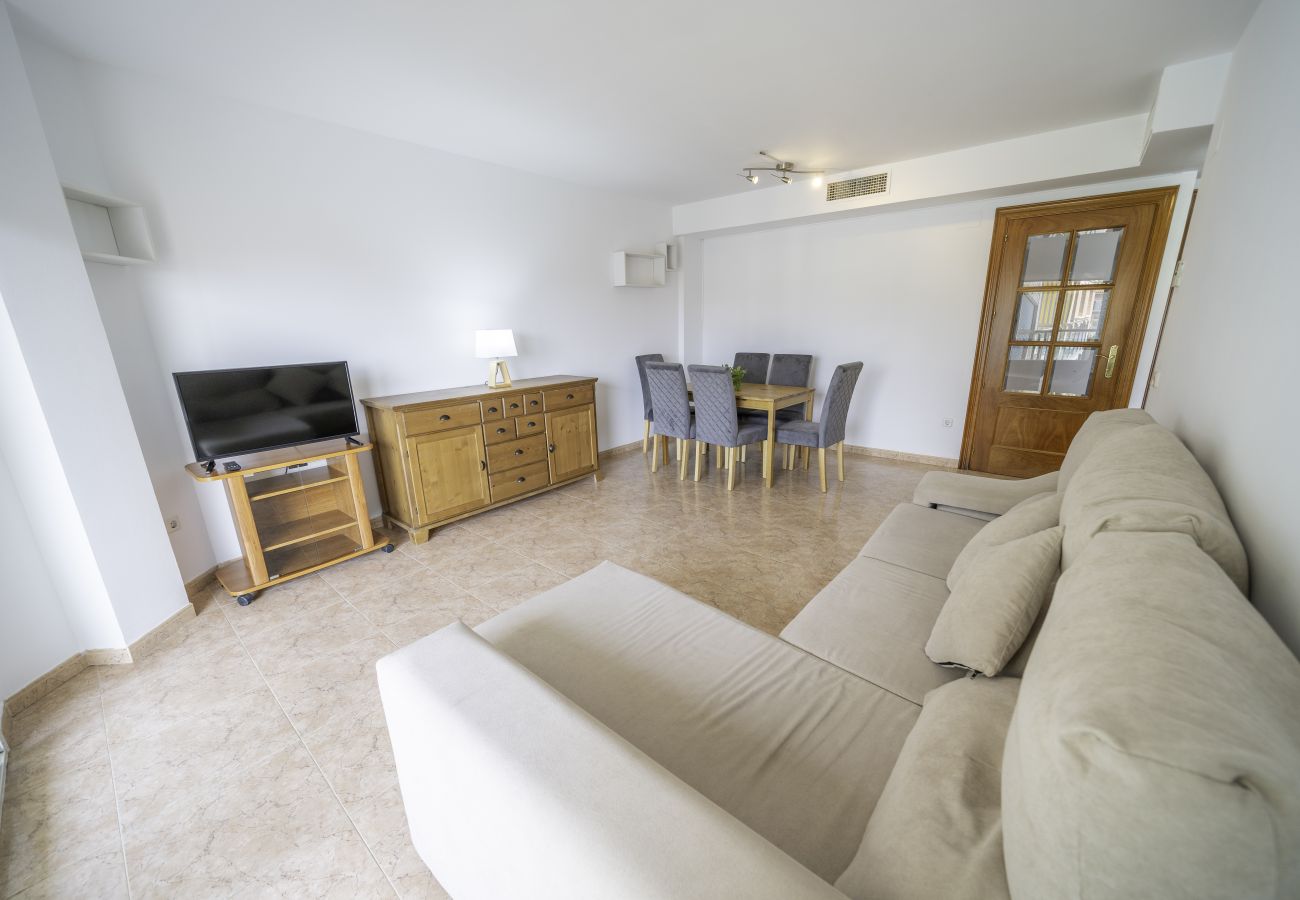 Apartamento en Santa Susana - HomeHolidaysRentals Santa Susanna VIII