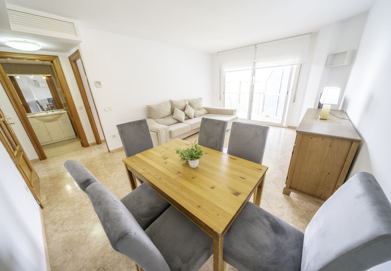 Apartamento en Santa Susana - HomeHolidaysRentals Santa Susanna VIII