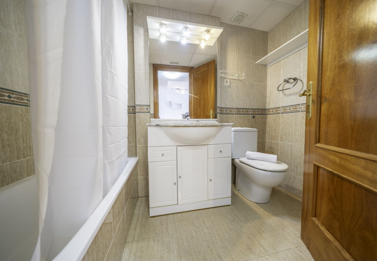 Apartamento en Santa Susana - HomeHolidaysRentals Santa Susanna VIII