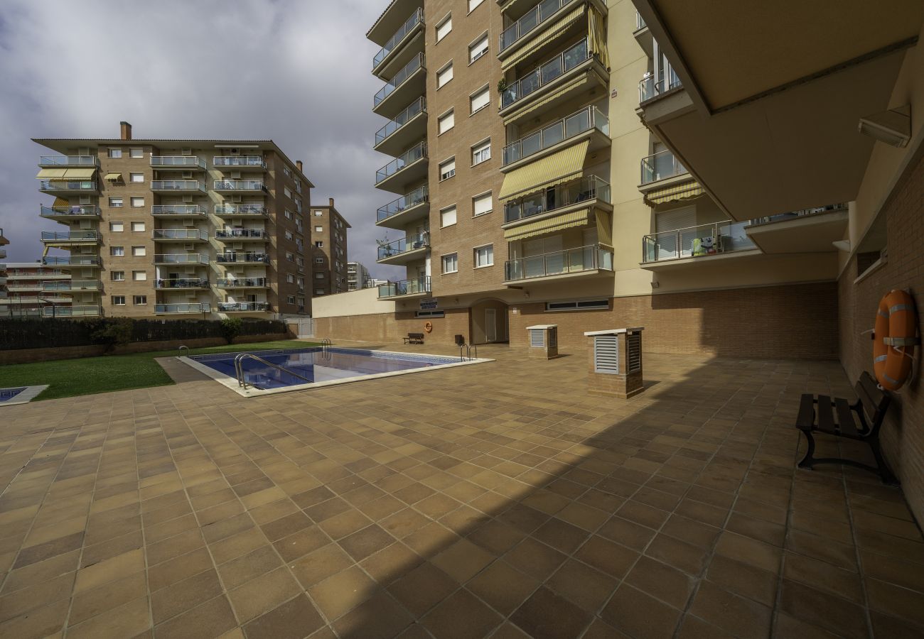 Apartamento en Santa Susana - HomeHolidaysRentals Santa Susanna VIII