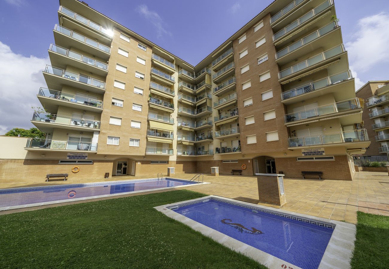 Apartamento en Santa Susana - HomeHolidaysRentals Santa Susanna VIII