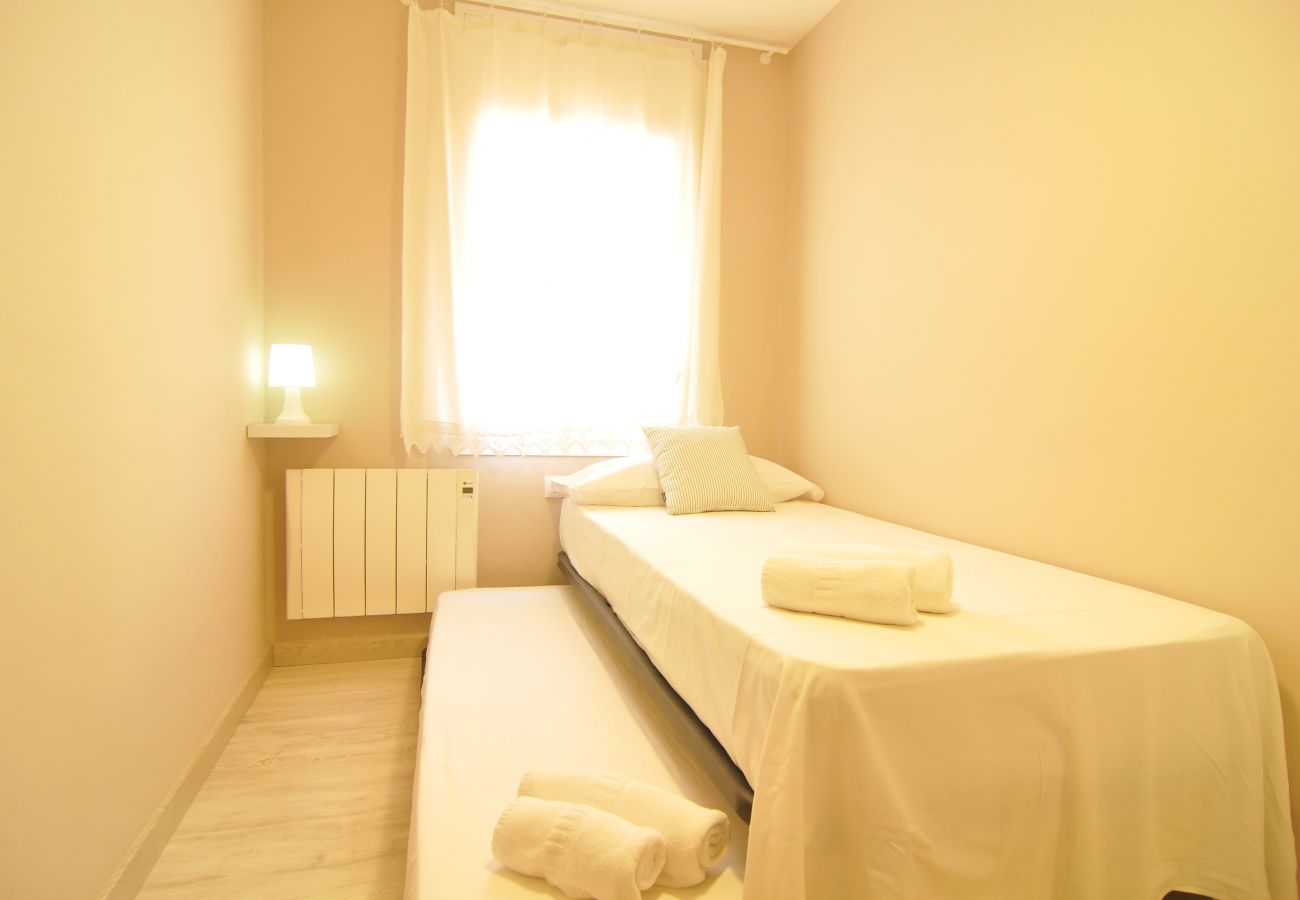 Apartamento en Canet de Mar - HomeHolidaysRentals Canet Playa l-Costa Barcelo