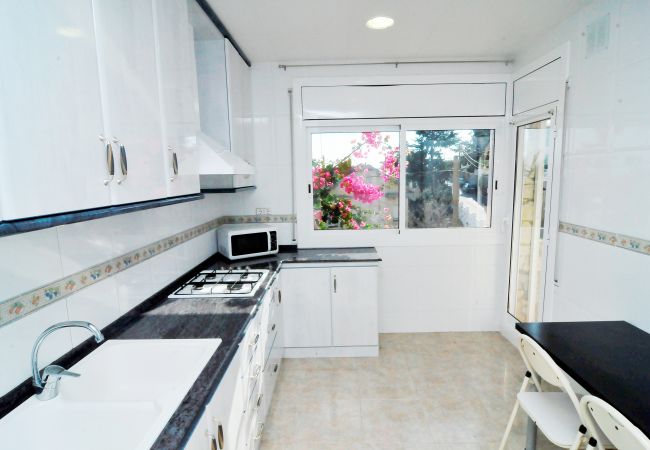 Villa en Santa Susana - HomeHolidaysRentals Madison House-Costa Barcelo