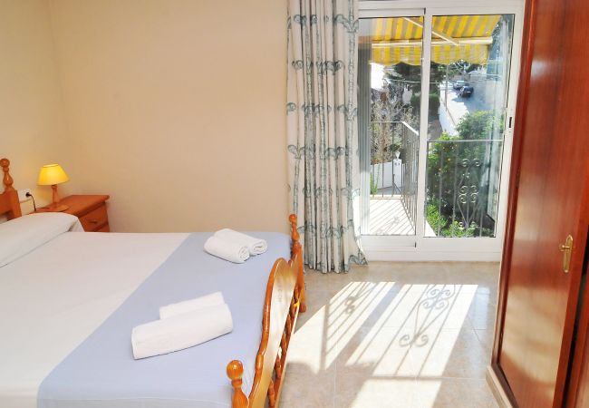 Villa en Santa Susana - HomeHolidaysRentals Madison House-Costa Barcelo