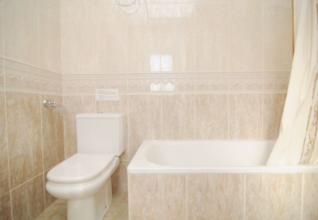 Villa en Santa Susana - HomeHolidaysRentals Madison House-Costa Barcelo
