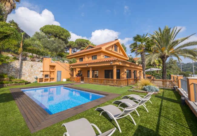 Villa en Santa Susana - HomeHolidaysRentals Albi - Costa Barcelona