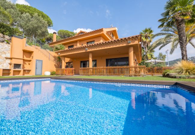 Villa en Santa Susana - HomeHolidaysRentals Albi - Costa Barcelona