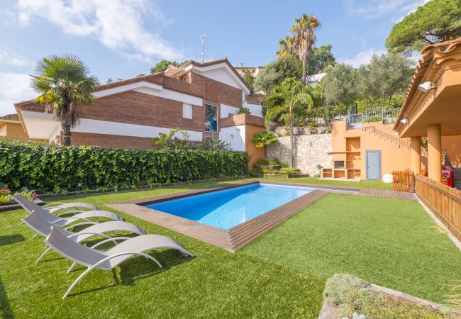 Villa en Santa Susana - HomeHolidaysRentals Albi - Costa Barcelona