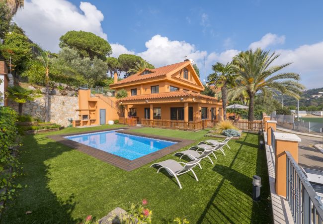 Villa en Santa Susana - HomeHolidaysRentals Albi - Costa Barcelona