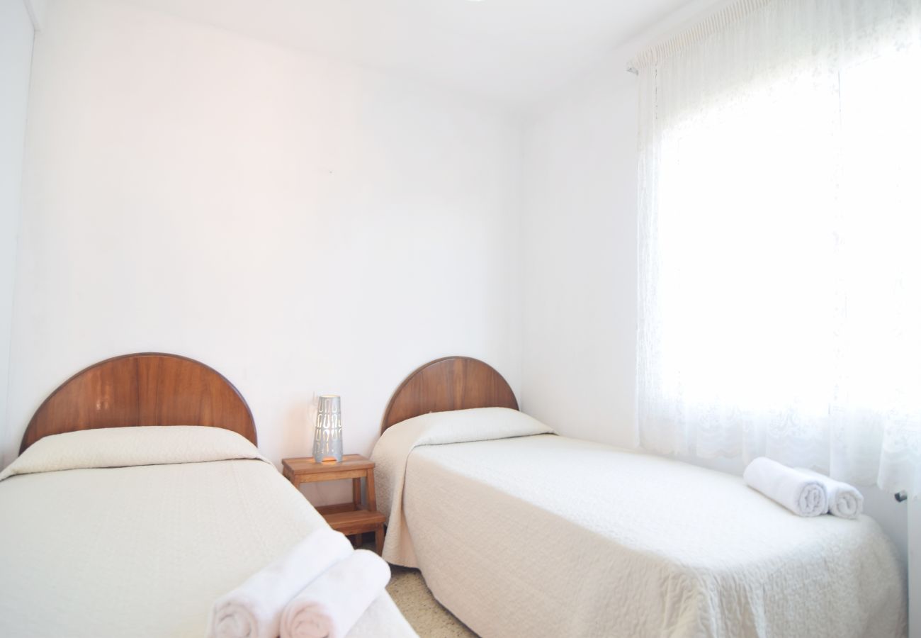 Apartamento en Pineda de Mar - HomeHolidaysRentals Millet- Costa Barcelona