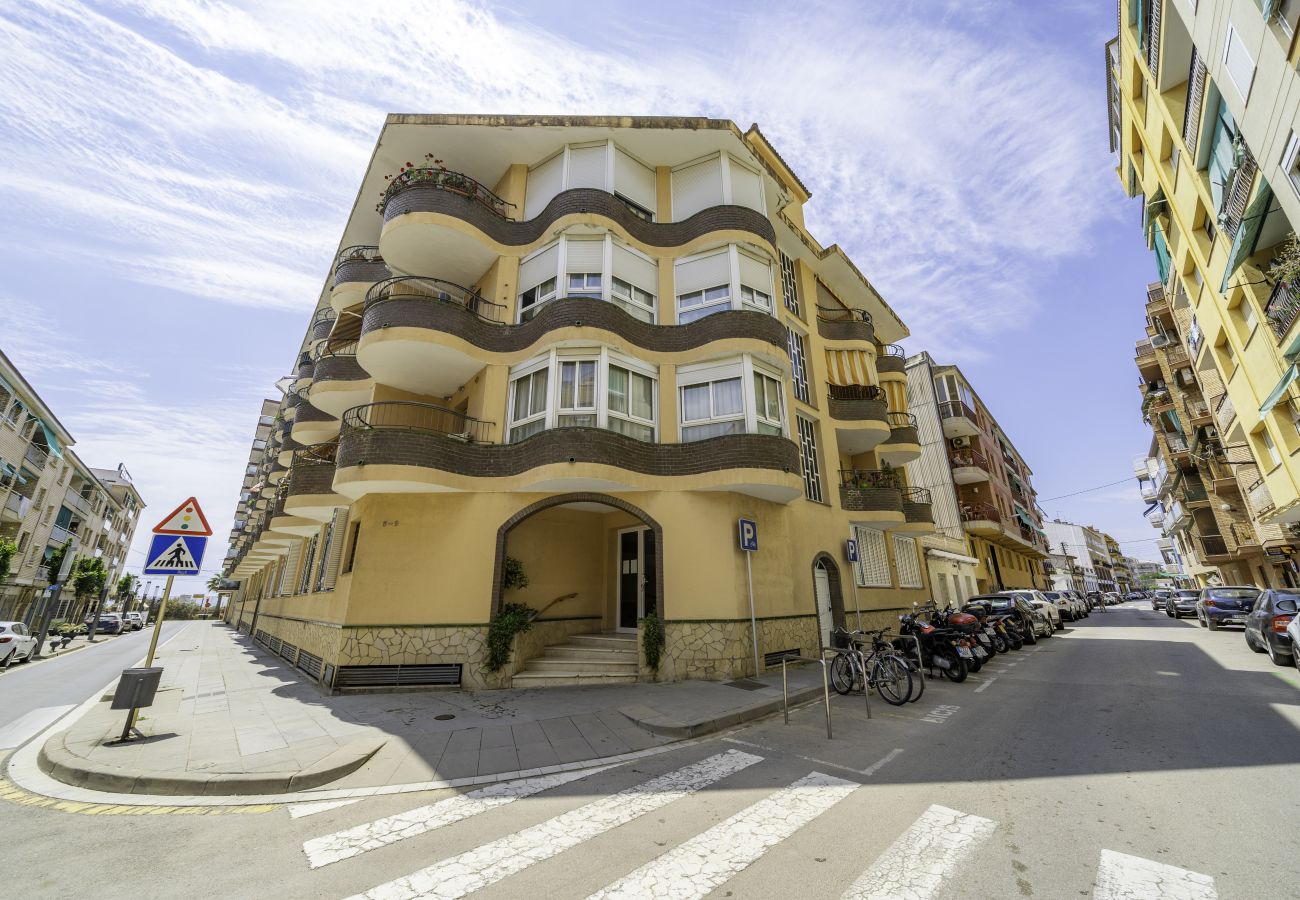 Apartamento en Pineda de Mar - HomeHolidaysRentals Atico Ocean - Costa Barcelo