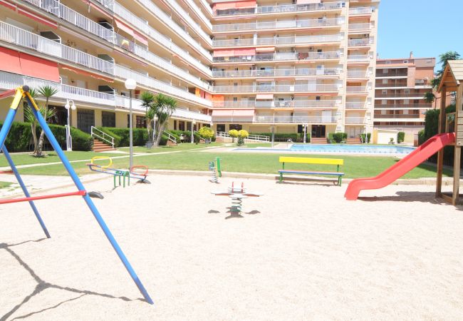 Apartamento en Malgrat de Mar - HomeHolidaysRentals Lorraine- Costa Barcelona