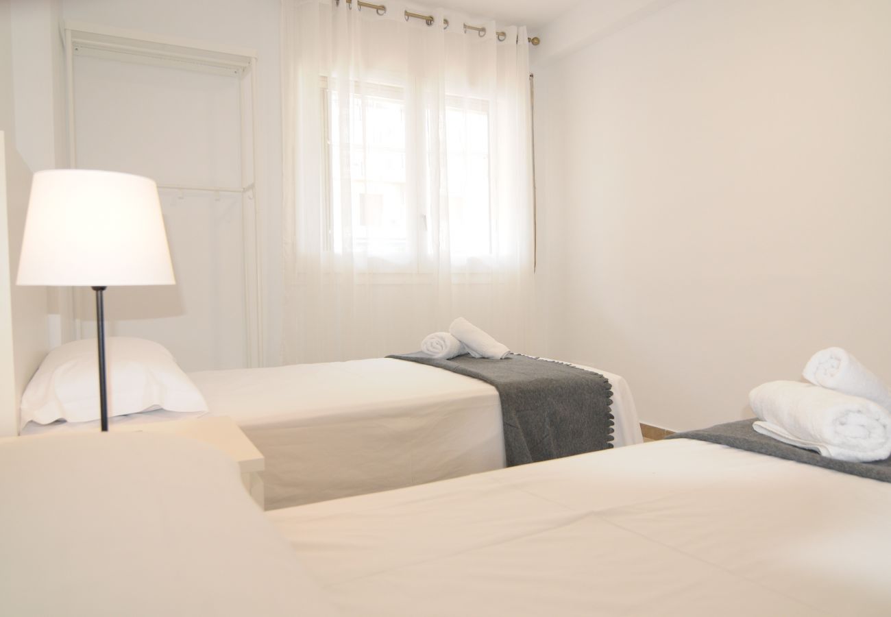 Apartamento en Malgrat de Mar - HomeHolidaysRentals Lorraine- Costa Barcelona