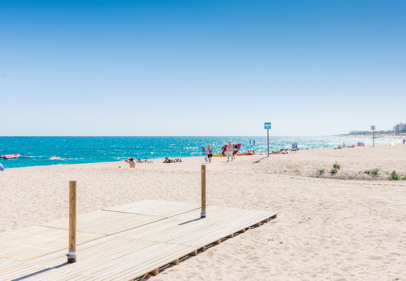 Apartamento en Malgrat de Mar - HomeHolidaysRentals Lorraine- Costa Barcelona