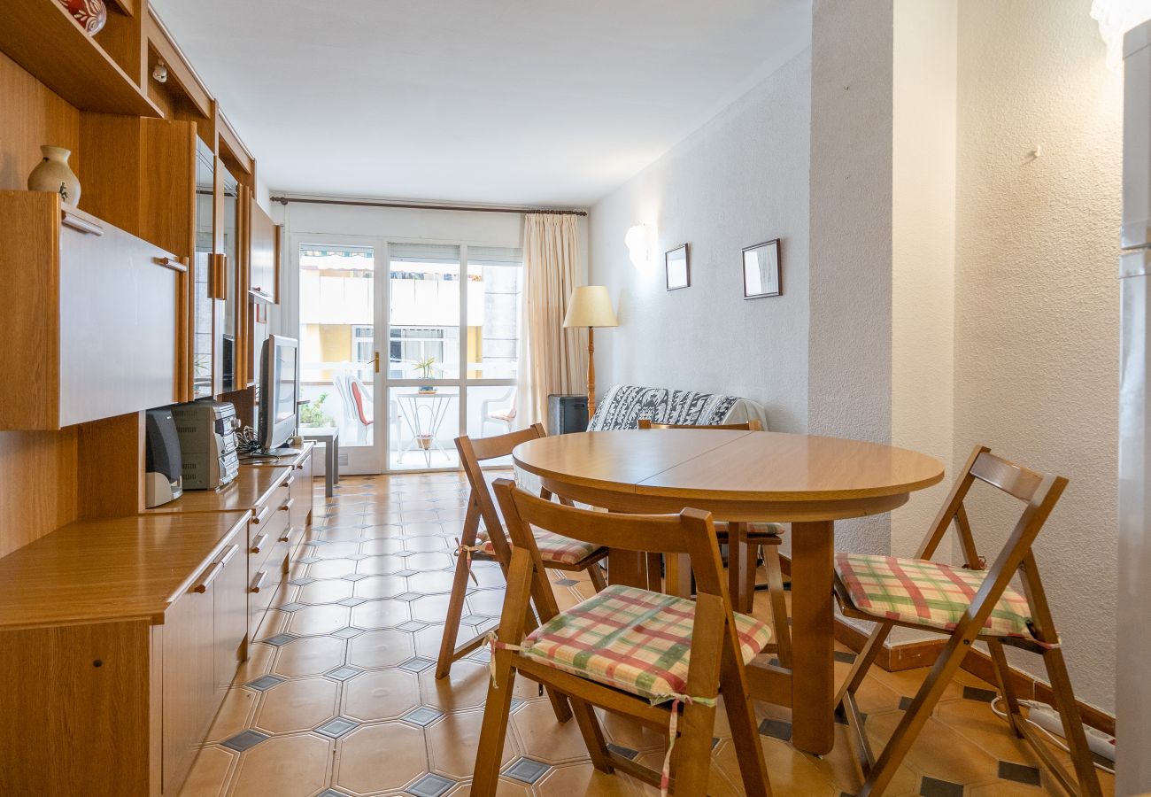 Apartamento en Pineda de Mar - HomeHolidaysRentals Tarongers - Costa Barcelona