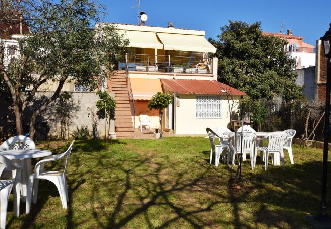 Apartamento en Pineda de Mar - HomeHolidaysRentals Luna - Costa Barcelona