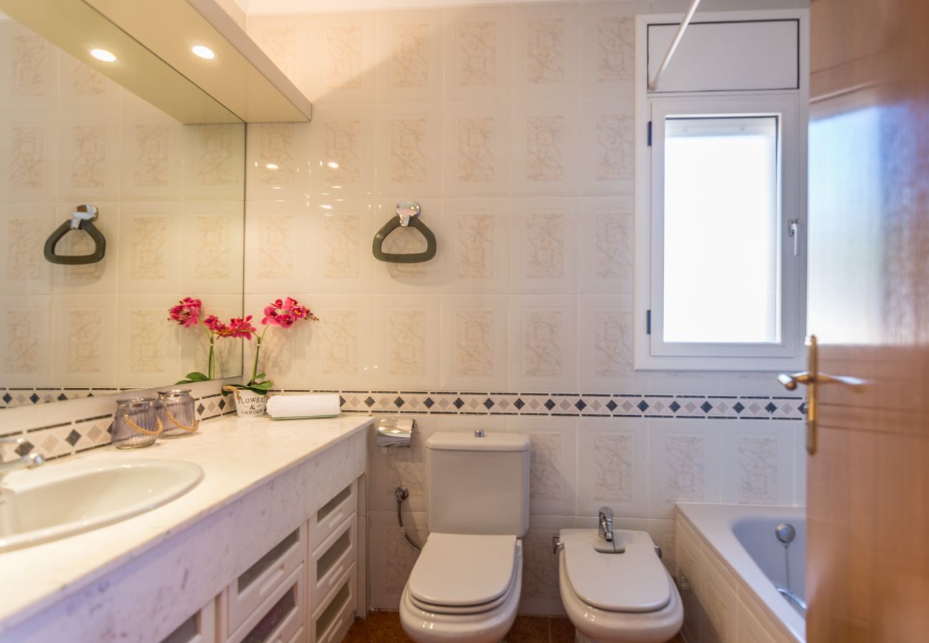Villa en Sant Cebrià de Vallalta - HomeHolidaysRentals Aube - Costa Barcelona