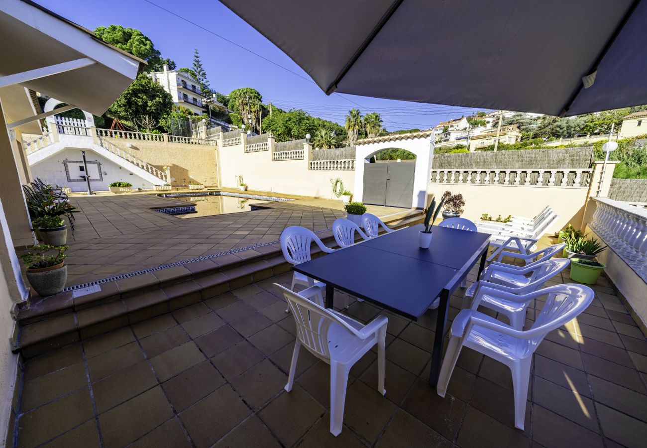 Villa en Sant Cebrià de Vallalta - HomeHolidaysRentals Aube - Costa Barcelona