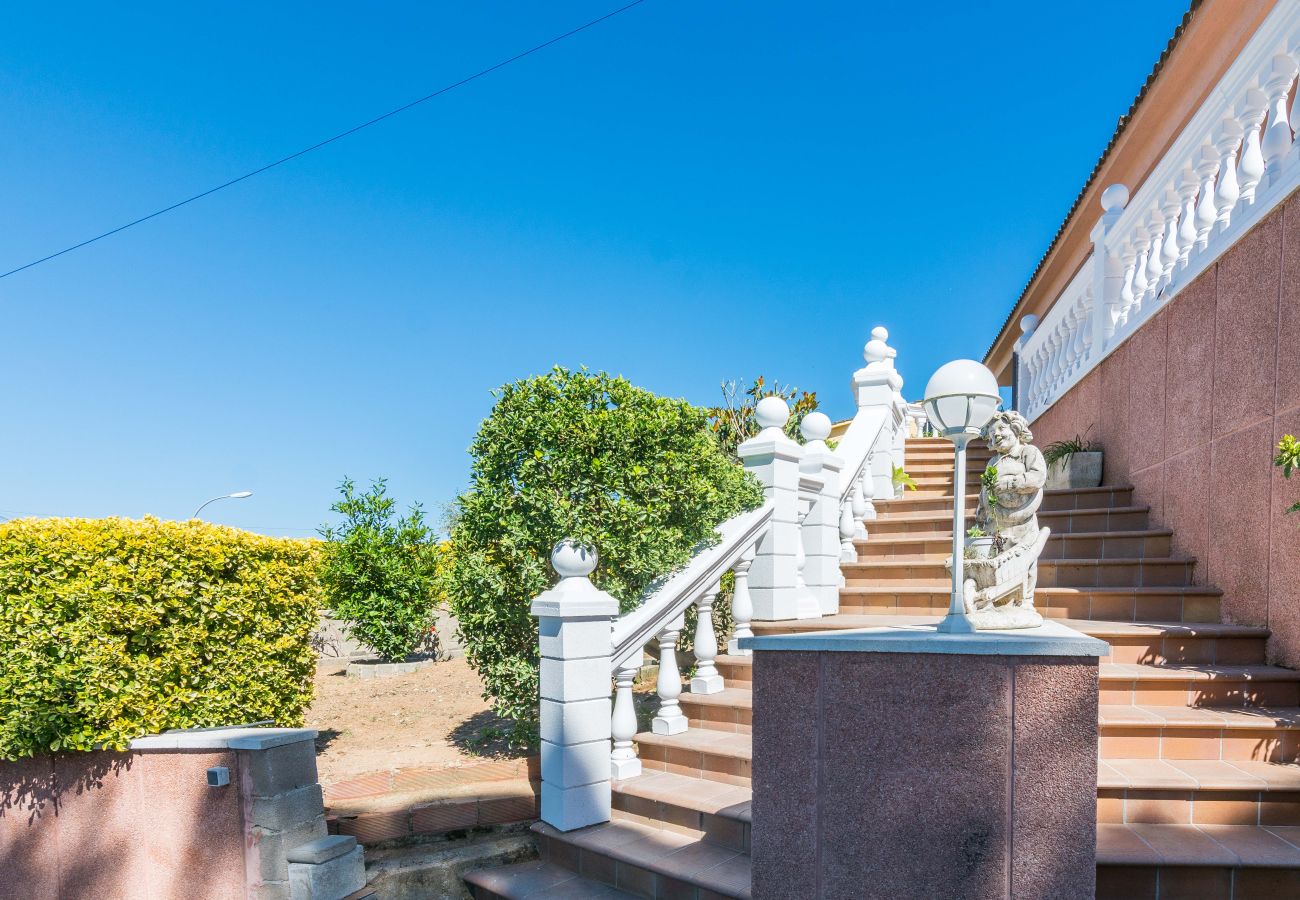 Villa en Tordera - HomeHolidaysRentals Corts - Costa Barcelona