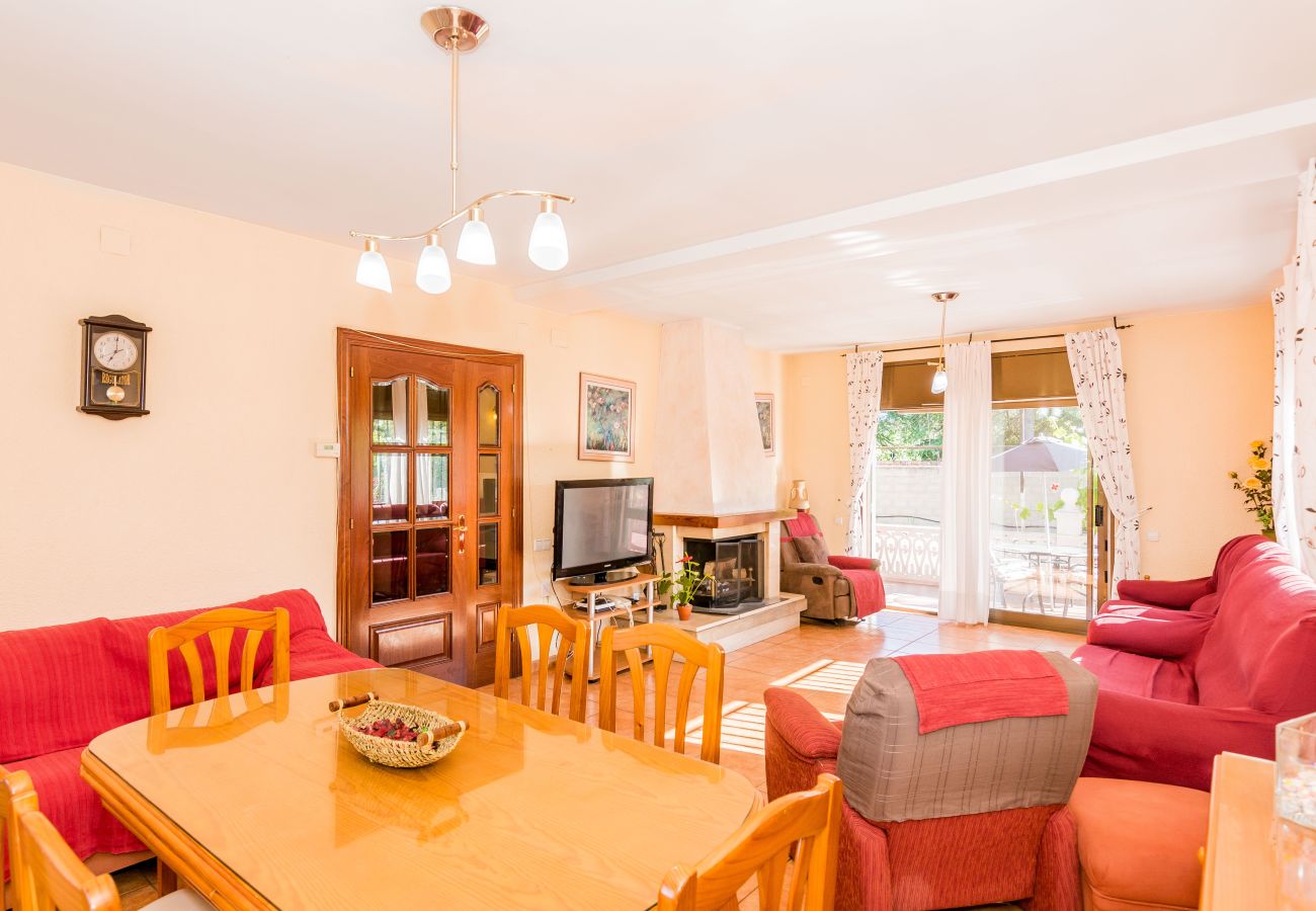 Villa en Tordera - HomeHolidaysRentals Corts - Costa Barcelona