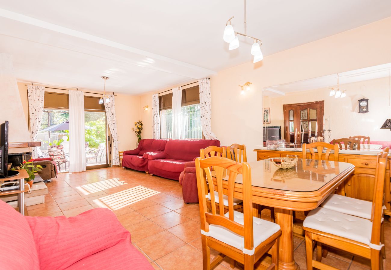 Villa en Tordera - HomeHolidaysRentals Corts - Costa Barcelona