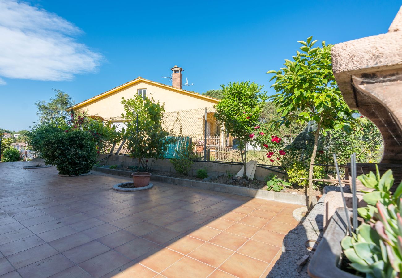Villa en Tordera - HomeHolidaysRentals Corts - Costa Barcelona