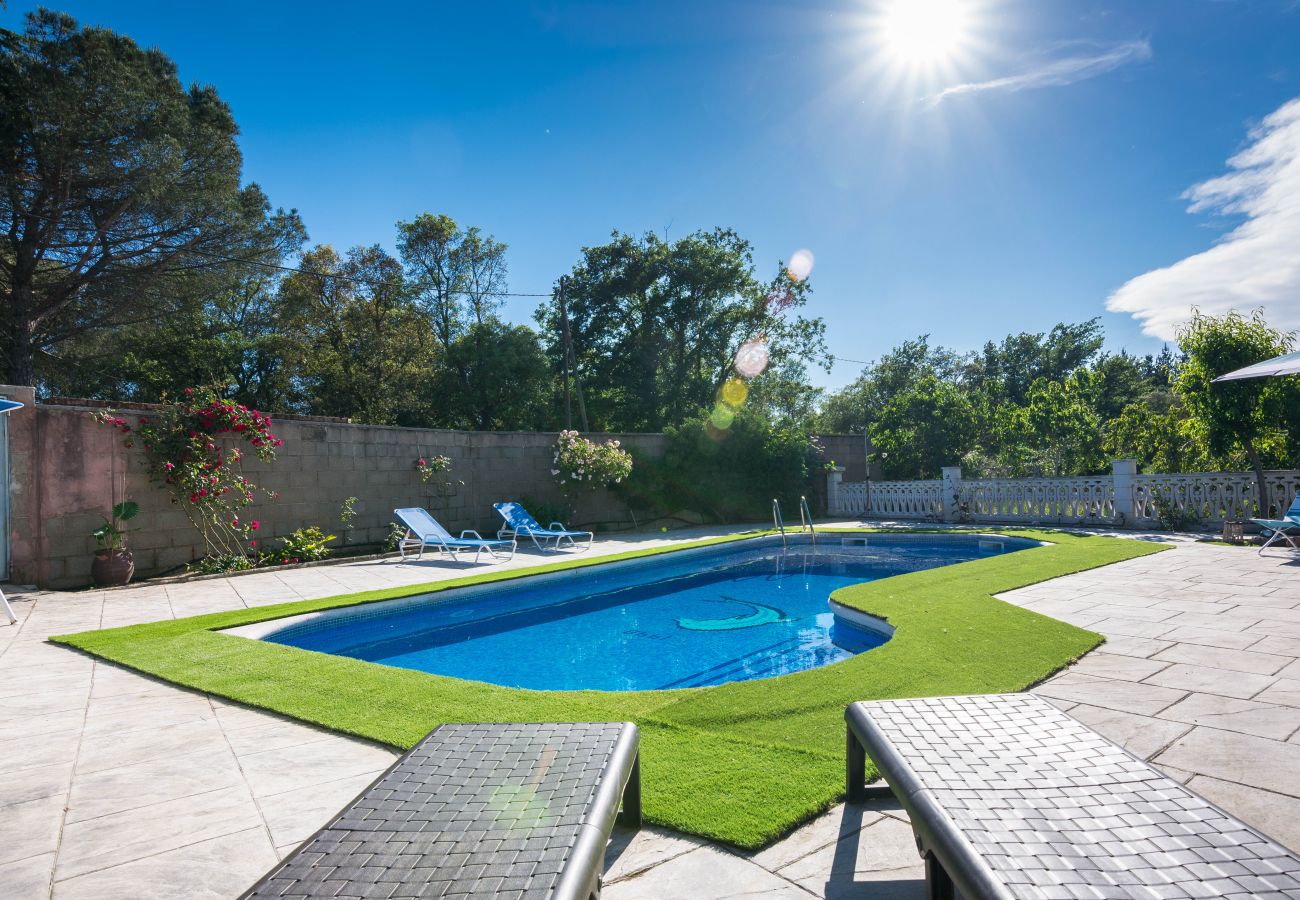 Villa en Tordera - HomeHolidaysRentals Corts - Costa Barcelona