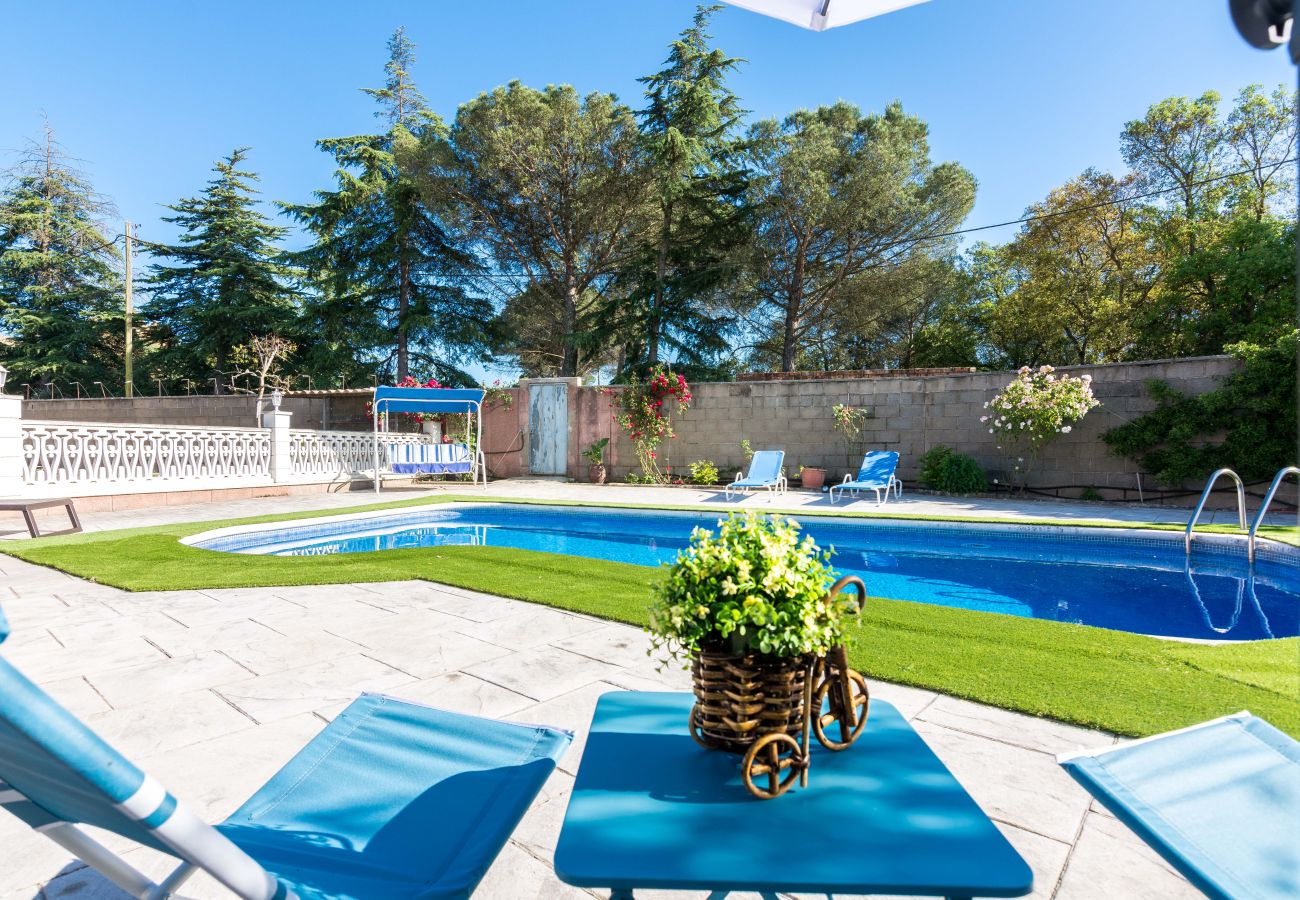 Villa en Tordera - HomeHolidaysRentals Corts - Costa Barcelona