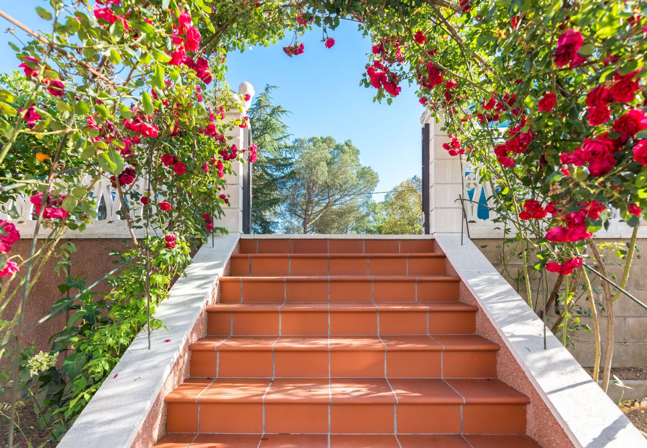 Villa en Tordera - HomeHolidaysRentals Corts - Costa Barcelona