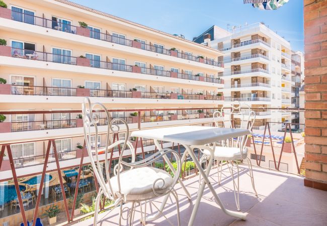 Apartamento en Pineda de Mar - HomeHolidaysRentals Doris - Costa Barcelona