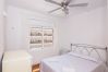 Apartamento en Pineda de Mar - HomeHolidaysRentals Doris - Costa Barcelona
