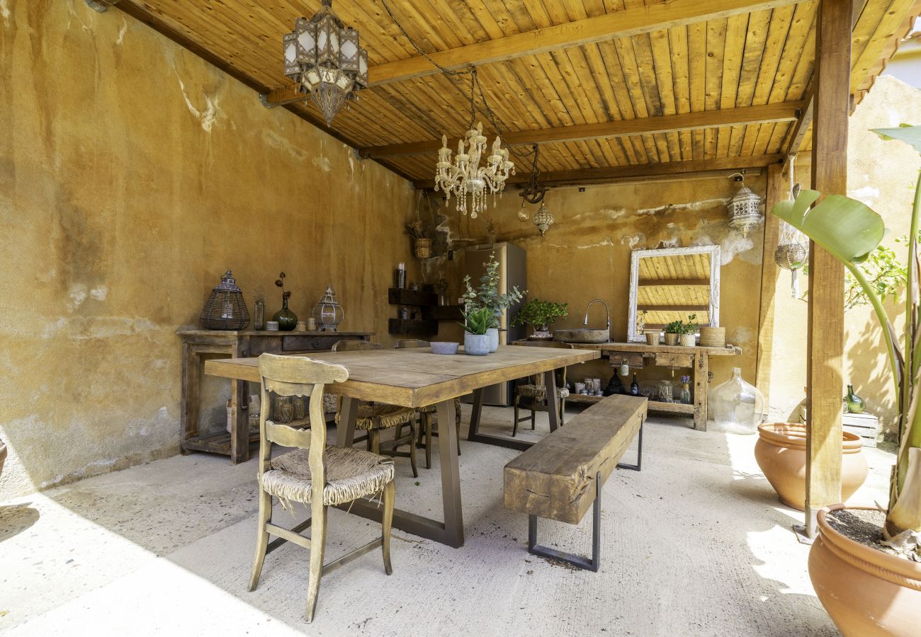 Villa en Santa Susana - HomeHolidaysRentals Electra - Costa Barcelona