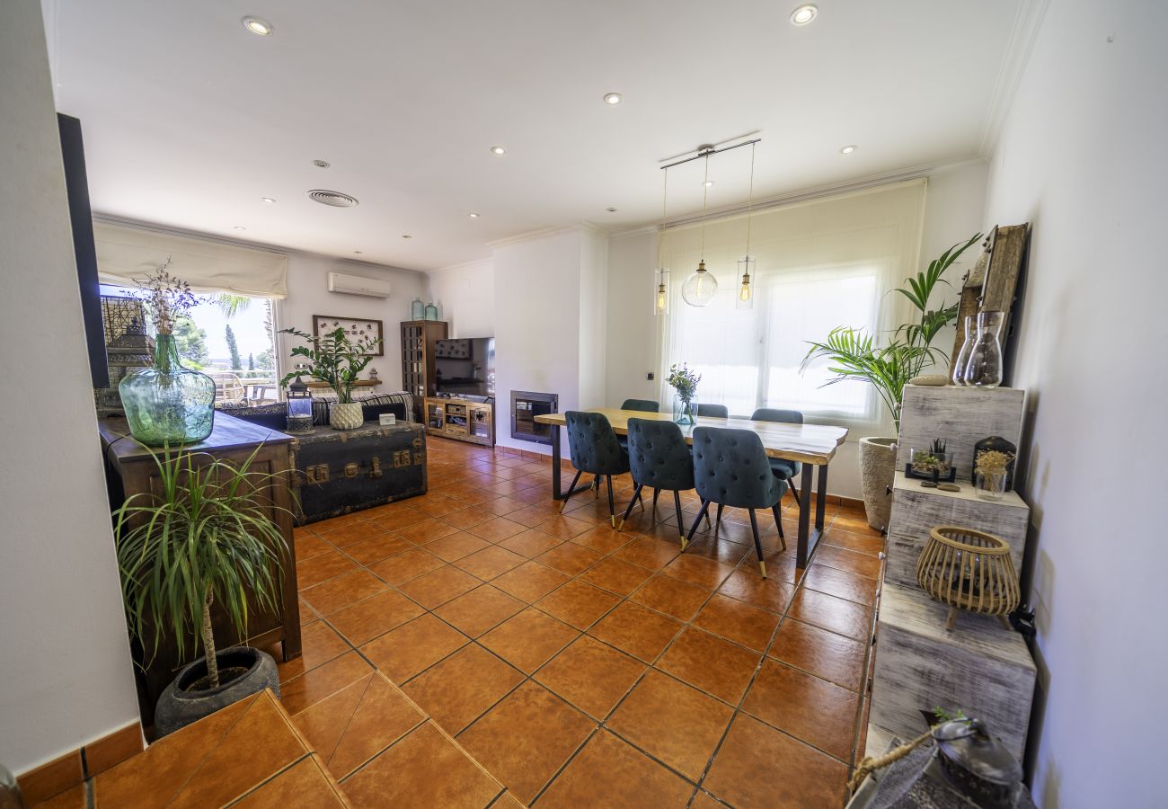 Villa en Santa Susana - HomeHolidaysRentals Electra - Costa Barcelona