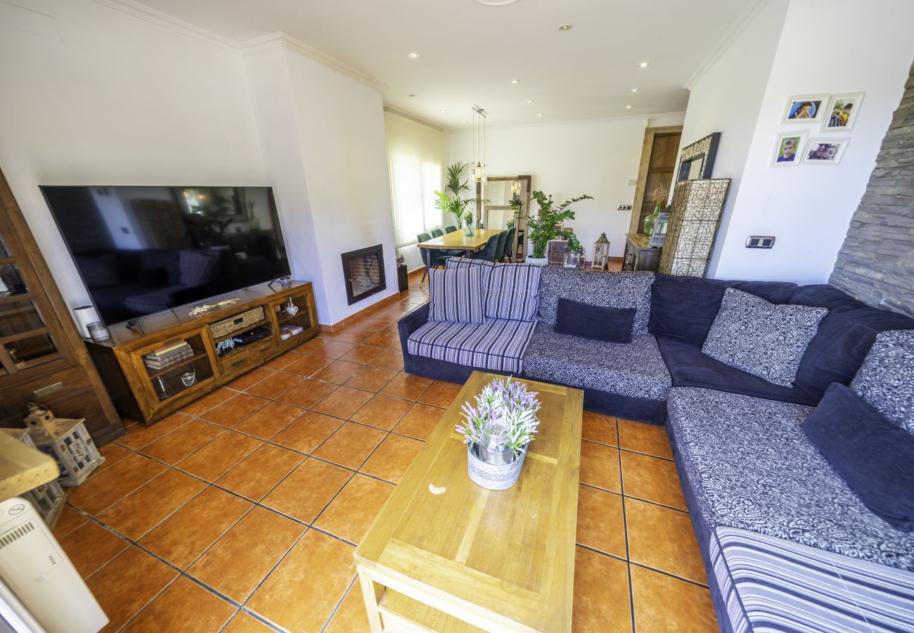 Villa en Santa Susana - HomeHolidaysRentals Electra - Costa Barcelona