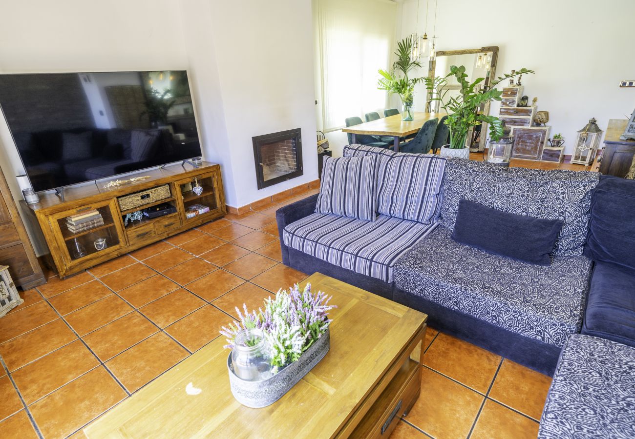Villa en Santa Susana - HomeHolidaysRentals Electra - Costa Barcelona