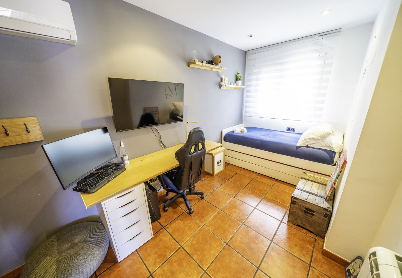 Villa en Santa Susana - HomeHolidaysRentals Electra - Costa Barcelona