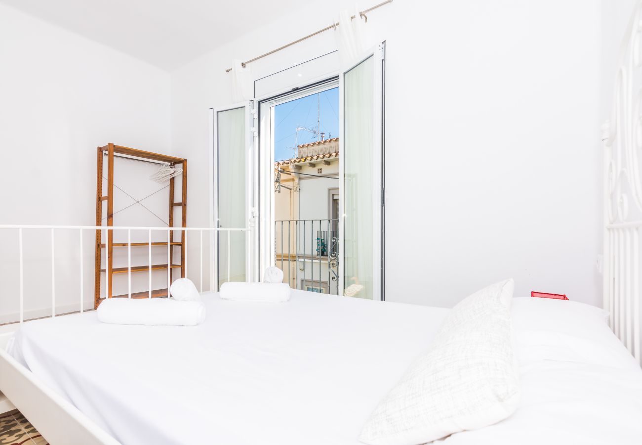 Casa adosada en Calella - HomeHolidaysRentals Arlene - Costa Barcelona