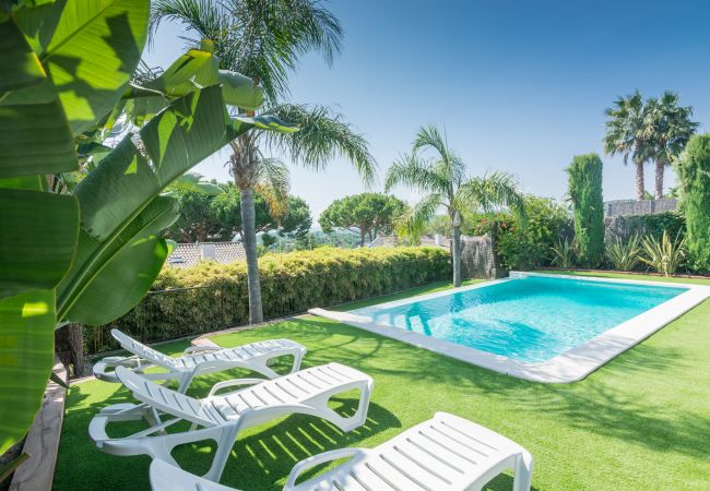 Villa en Caldes d´Estrac - HomeHolidaysRentals Adonis - Costa Barcelona