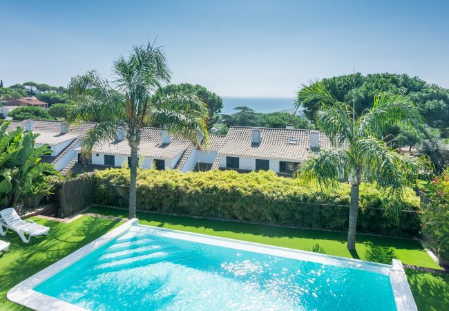 Villa en Caldes d´Estrac - HomeHolidaysRentals Adonis - Costa Barcelona