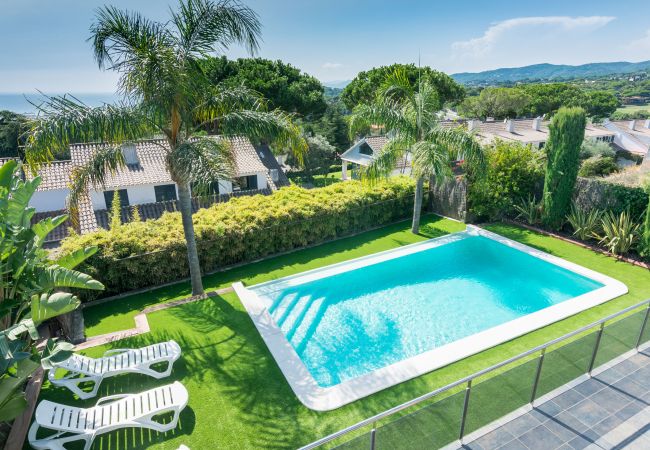 Villa en Caldes d´Estrac - HomeHolidaysRentals Adonis - Costa Barcelona