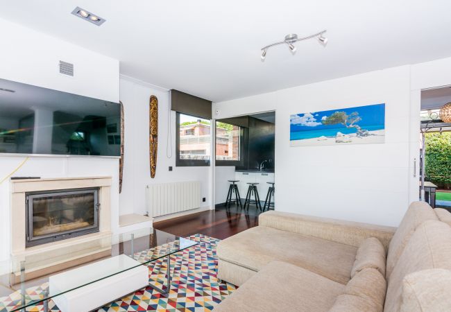 Villa en Caldes d´Estrac - HomeHolidaysRentals Adonis - Costa Barcelona