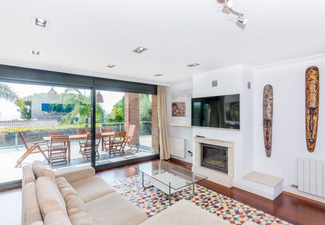 Villa en Caldes d´Estrac - HomeHolidaysRentals Adonis - Costa Barcelona