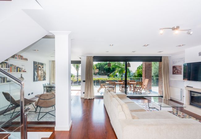 Villa en Caldes d´Estrac - HomeHolidaysRentals Adonis - Costa Barcelona