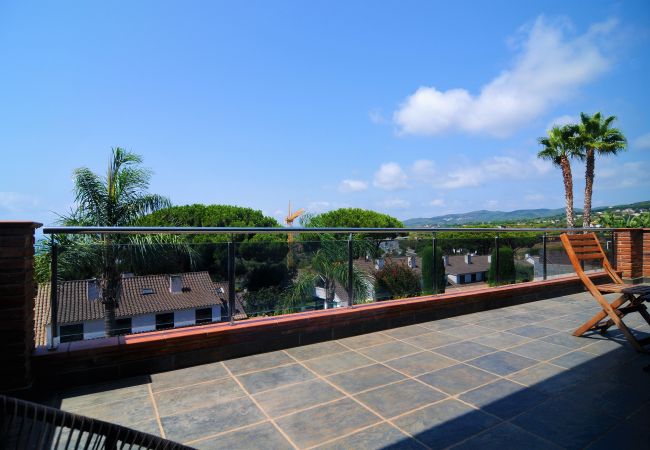Villa en Caldes d´Estrac - HomeHolidaysRentals Adonis - Costa Barcelona